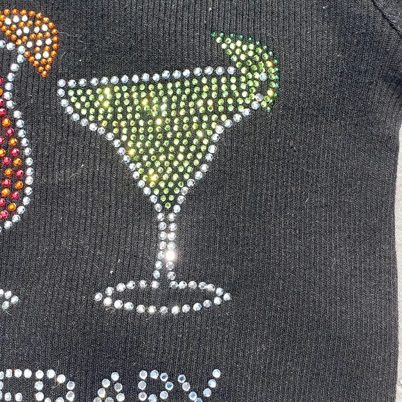 2 tank tops - Picture 10 of 13